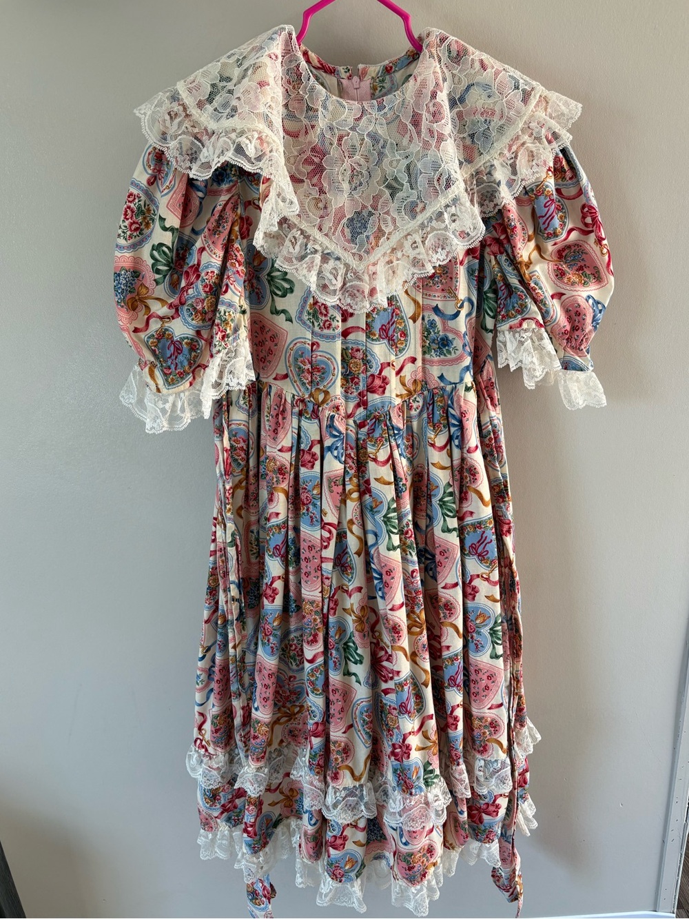 Vintage handmade Girls Pink Floral Lace-Trim Dress